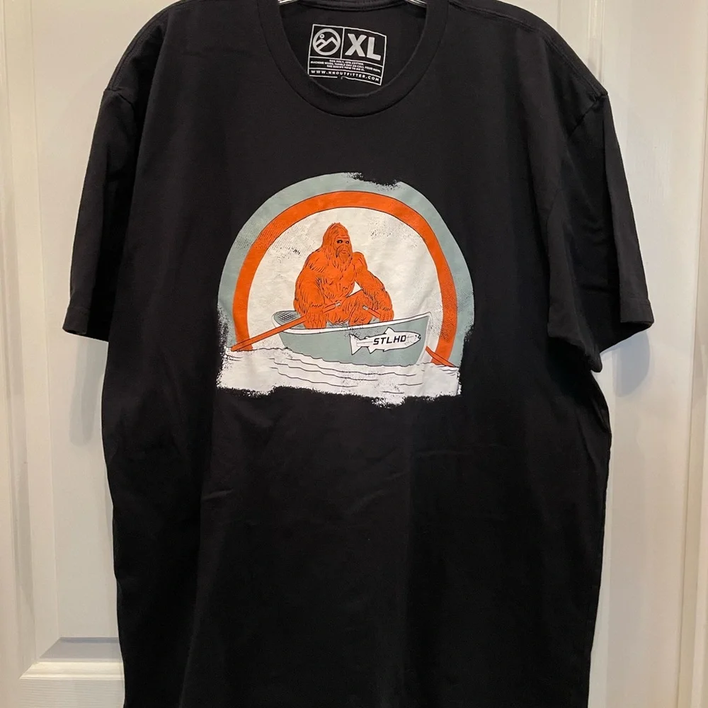 HH outfitters Company, black T-shirts, extra large - Picture 3 of 7